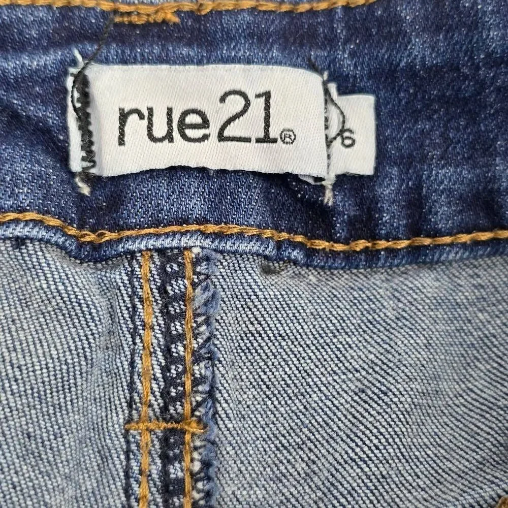 Rue21 Distressed Denim Shorts Womens 6